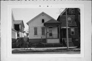 711 W MADISON ST 711 W MADISON ST, a Front Gabled house, built in Milwaukee, Wisconsin in 1883.