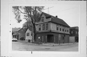 100 W MAPLE ST, a Front Gabled tavern/bar, built in Milwaukee, Wisconsin in 1907.