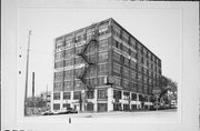 201-245 W MAPLE ST (A.K.A. 215 W MAPLE ST), a Commercial Vernacular industrial bldg/manufacturing facility, built in Milwaukee, Wisconsin in 1900.