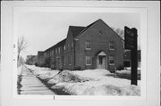 4435 W MARION, a Colonial Revival/Georgian Revival apartment/condominium, built in Milwaukee, Wisconsin in 1936.