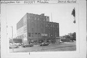 2409 N MARYLAND, a Art/Streamline Moderne warehouse, built in Milwaukee, Wisconsin in 1919.
