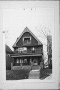 3307-3309 W MCKINLEY BLVD, a Front Gabled duplex/two-flat, built in Milwaukee, Wisconsin in 1907.