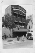 519 STATE ST, a Twentieth Century Commercial retail building, built in Madison, Wisconsin in 1913.