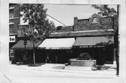 514 STATE ST, a Spanish/Mediterranean Styles retail building, built in Madison, Wisconsin in 1927.