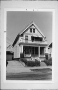 1028-30 E PEARSON ST, a Front Gabled duplex/two-flat, built in Milwaukee, Wisconsin in .