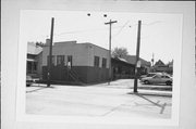 1713 W PIERCE ST, a Astylistic Utilitarian Building warehouse, built in Milwaukee, Wisconsin in 1940.