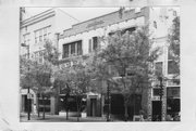 121 STATE ST, a Commercial Vernacular retail building, built in Madison, Wisconsin in 1912.