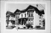910-912 E PLEASANT ST, a Italianate duplex/two-flat, built in Milwaukee, Wisconsin in 1865.