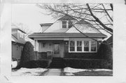 1433 SPAIGHT ST, a Bungalow house, built in Madison, Wisconsin in 1927.