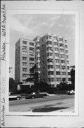 1609 N PROSPECT, a International Style apartment/condominium, built in Milwaukee, Wisconsin in 1939.