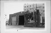 2124 N PROSPECT (AKA E WOODSTOCK GARAGE), a Twentieth Century Commercial garage (residential), built in Milwaukee, Wisconsin in 1920.