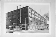 1915 E Kenilworth Pl, a Twentieth Century Commercial industrial bldg/manufacturing facility, built in Milwaukee, Wisconsin in 1915.