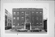 1525 E ROYALL, a Neoclassical/Beaux Arts apartment/condominium, built in Milwaukee, Wisconsin in .