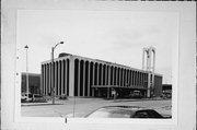 433 W ST PAUL AVE, a Contemporary depot, built in Milwaukee, Wisconsin in 1965.