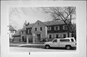 2808 N SHEPARD AVE, a Colonial Revival/Georgian Revival house, built in Milwaukee, Wisconsin in 1931.