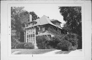 2934 N SHEPARD AVE, a Arts and Crafts house, built in Milwaukee, Wisconsin in 1912.