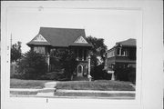 2843-2845 N SHERMAN BLVD, a Spanish/Mediterranean Styles duplex/two-flat, built in Milwaukee, Wisconsin in 1927.