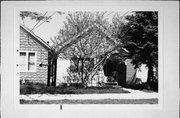 2646 S SHORE DR, a Front Gabled house, built in Milwaukee, Wisconsin in 1873.