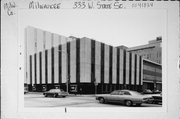 333 W STATE ST, a Late-Modern small office building, built in Milwaukee, Wisconsin in 1962.