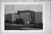 333 W STATE ST, a Late-Modern small office building, built in Milwaukee, Wisconsin in 1962.