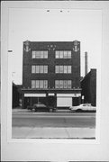2627-29 W STATE ST, a Prairie School retail building, built in Milwaukee, Wisconsin in 1913.
