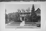 3008 W STATE ST, a Colonial Revival/Georgian Revival house, built in Milwaukee, Wisconsin in 1906.