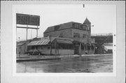 5539 W STATE ST, a Queen Anne large retail building, built in Milwaukee, Wisconsin in .
