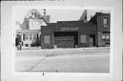 1512 N VAN BUREN, a Astylistic Utilitarian Building garage, built in Milwaukee, Wisconsin in 1920.