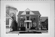 723 W WASHINGTON ST, a Colonial Revival/Georgian Revival religious residence, built in Milwaukee, Wisconsin in 1893.