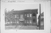 1314 W WASHINGTON ST, a Neoclassical/Beaux Arts apartment/condominium, built in Milwaukee, Wisconsin in 1912.