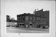 124 N WATER ST, a Neoclassical/Beaux Arts tavern/bar, built in Milwaukee, Wisconsin in 1904.