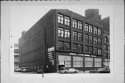 226 N WATER ST, a Twentieth Century Commercial industrial building, built in Milwaukee, Wisconsin in 1914.