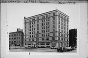 342 N WATER ST, a Commercial Vernacular warehouse, built in Milwaukee, Wisconsin in 1910.