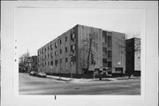 2848 W WELLS ST, a Contemporary apartment/condominium, built in Milwaukee, Wisconsin in 1963.