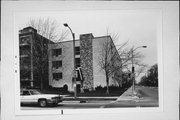 2904 W WELLS ST, a Contemporary apartment/condominium, built in Milwaukee, Wisconsin in 1965.