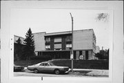 3118-24 W WELLS ST, a Contemporary apartment/condominium, built in Milwaukee, Wisconsin in 1960.