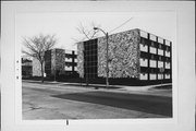 3210 W WELLS ST, a Contemporary apartment/condominium, built in Milwaukee, Wisconsin in 1964.