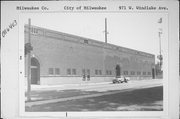 971 W WINDLAKE AVE, a Late Gothic Revival elementary, middle, jr.high, or high, built in Milwaukee, Wisconsin in 1925.
