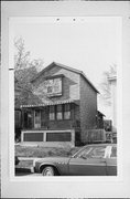 1817 E WINDSOR, a Front Gabled house, built in Milwaukee, Wisconsin in .