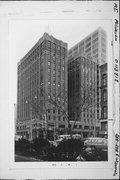 200-208 E WISCONSIN AVE (ALSO 700 N WATER ST), a Contemporary large office building, built in Milwaukee, Wisconsin in 1929.