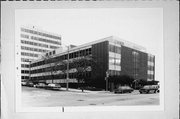 622 N Cass St 622 N Cass St, a Miesian small office building, built in Milwaukee, Wisconsin in 1966.