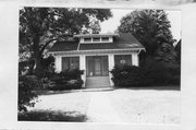 4202 MANDAN CRES, a Bungalow house, built in Madison, Wisconsin in 1917.
