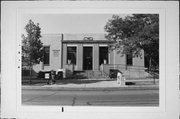 1620 E CAPTIOL DRIVE, a Art/Streamline Moderne post office, built in Shorewood, Wisconsin in 1937.