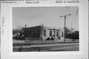 1620 E CAPTIOL DRIVE, a Art/Streamline Moderne post office, built in Shorewood, Wisconsin in 1937.