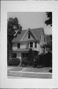 2424 EDGEWOOD AVE, a Queen Anne house, built in Shorewood, Wisconsin in .