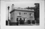 4226 N Lake Dr 4226 N Lake Dr, a Neoclassical/Beaux Arts house, built in Shorewood, Wisconsin in 1914.
