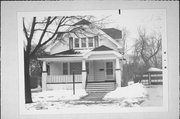 3631-3633 N MORRIS BLVD, a Bungalow house, built in Shorewood, Wisconsin in .