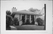 2101 E NEWTON AVE, a Prairie School house, built in Shorewood, Wisconsin in 1921.