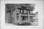 1837 CHURCH ST 1837 CHURCH ST, a American Foursquare house, built in Wauwatosa, Wisconsin in 1906.