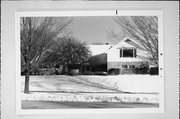 644 N Honey Creek Pkwy, a Contemporary house, built in Wauwatosa, Wisconsin in 1955.
